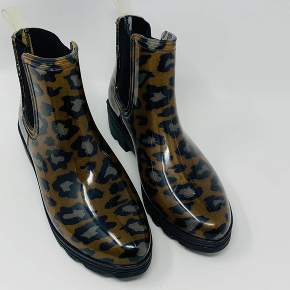 Seven7 Rain Boots Women's Size 10 Leopard Chelsea Water Resistant Ankle - Picture 2 of 9